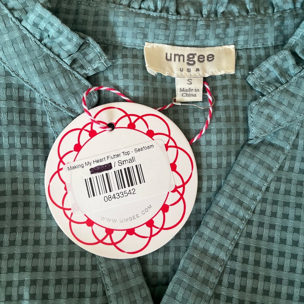 {Umgee} Waffle Print Flutter Short Sleeve Blouse in Teal - Womens Small - NWT - Picture 8 of 9